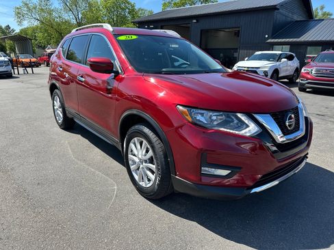 Used 2020 Nissan Rogue SV AWD/4WD image 3