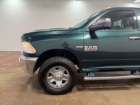 Used 2018 RAM 3500 SLT w/ Snow Chief Group AWD/4WD image 38