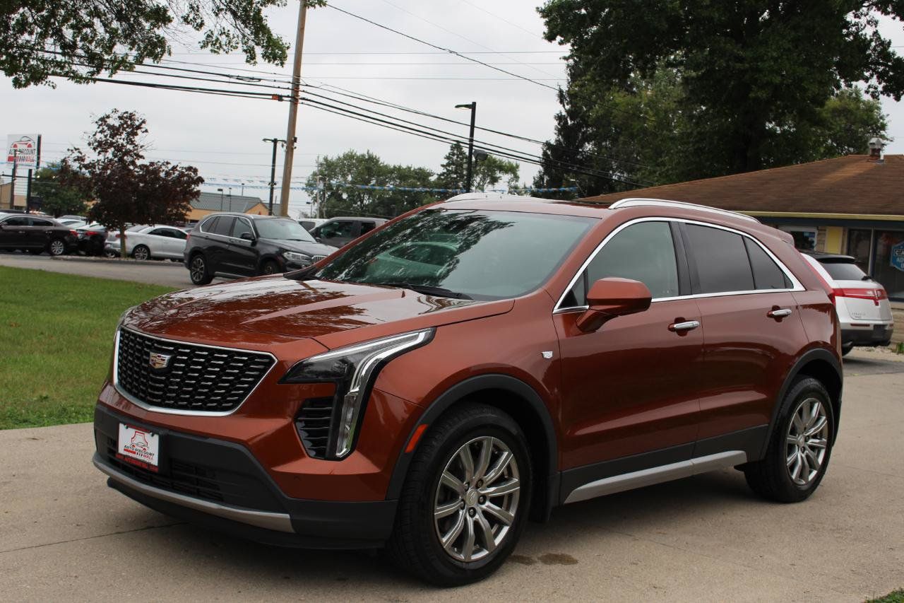 Used 2019 Cadillac XT4 Premium Luxury w/ Cold Weather Package AWD/4WD image 5
