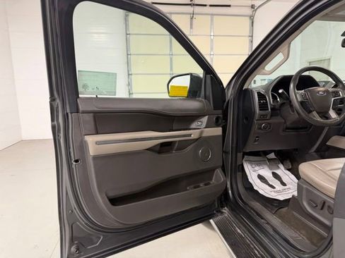 Used 2021 Ford Expedition XLT AWD/4WD image 13