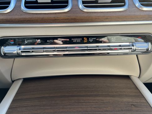 Certified 2025 Mercedes-Benz GLE 350 4MATIC image 29