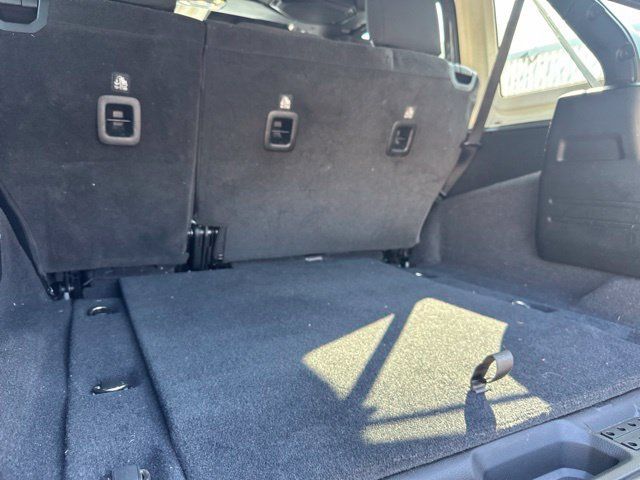 Used 2019 Jeep Wrangler Unlimited Sport S AWD/4WD image 9