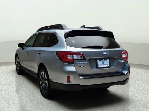 Used 2017 Subaru Outback 2.5i Limited AWD/4WD image 5