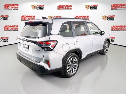 Certified 2025 Subaru Forester Touring AWD/4WD image 19