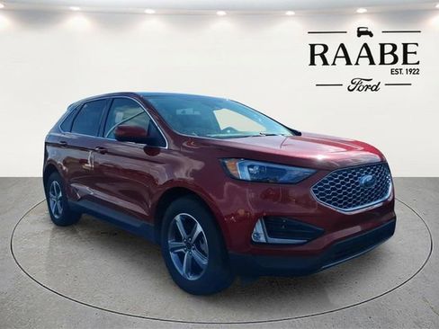 Used 2023 Ford Edge SEL w/ Convenience Package image 6