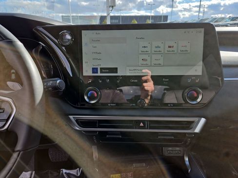 Used 2025 Lexus RX 350 F Sport image 25