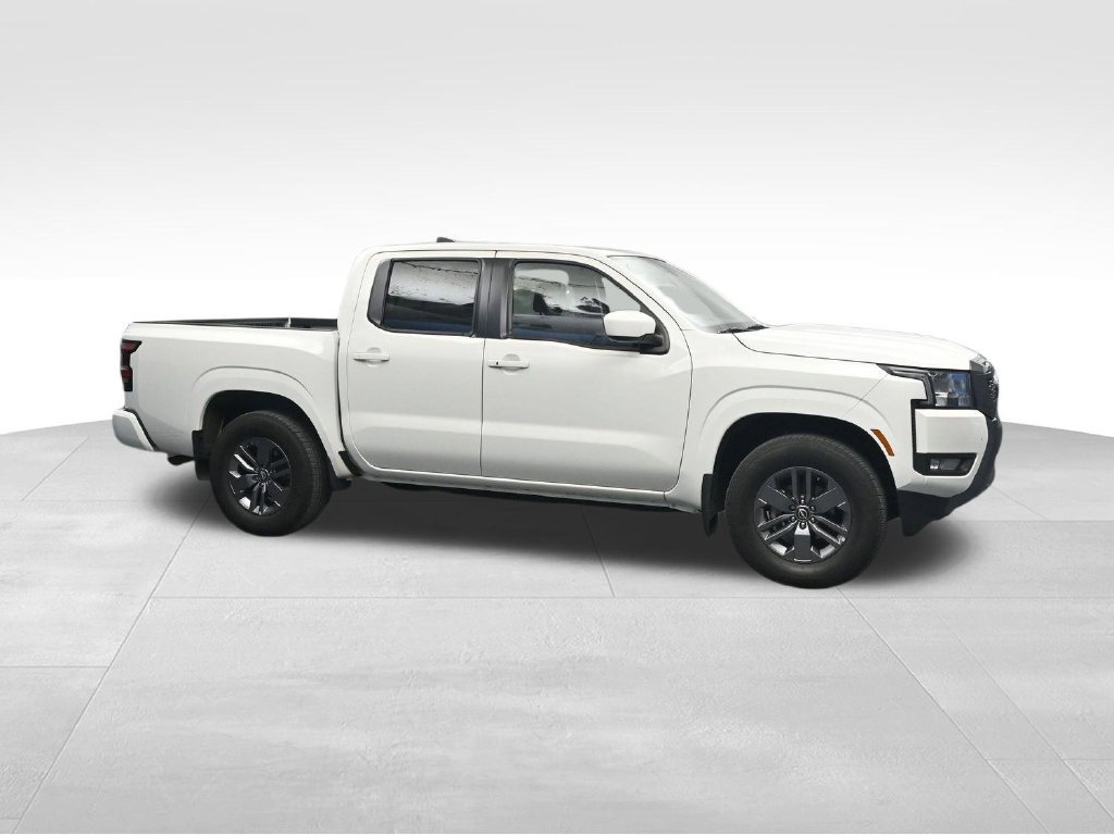 Used 2025 Nissan Frontier SV w/ SV Convenience Package RWD image 6