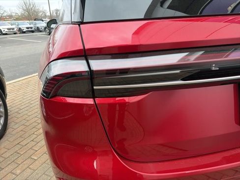 New 2026 Lincoln Nautilus Reserve w/ Jet Appearance Package image 7