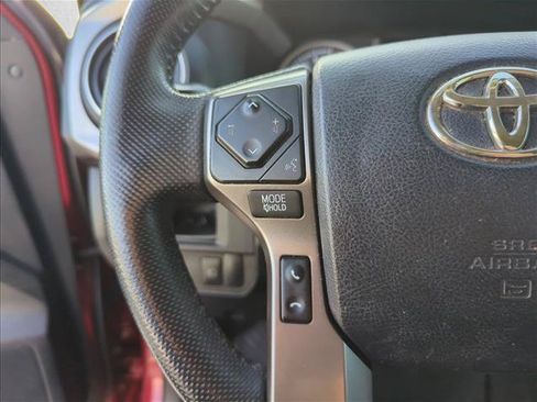 Used 2019 Toyota Tacoma SR5 RWD image 14