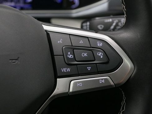 Used 2025 Volkswagen Taos SEL w/ Black Wheel Plus Package image 37