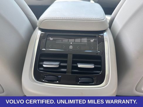 Certified 2026 Volvo XC60 B5 Ultra AWD/4WD image 14