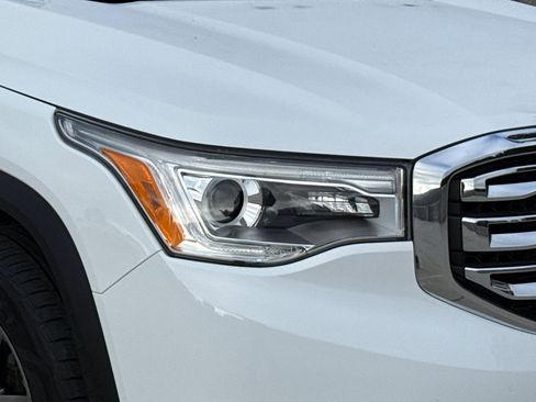 Used 2017 GMC Acadia SLT image 10