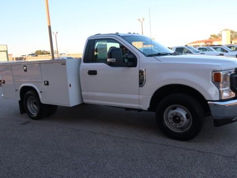Used 2021 Ford F350 XL w/ Power Equipment Group image 3