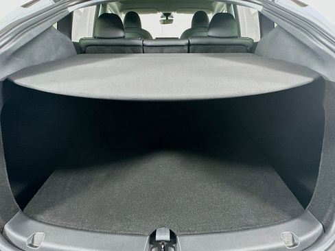 Used 2023 Tesla Model Y Long Range image 26