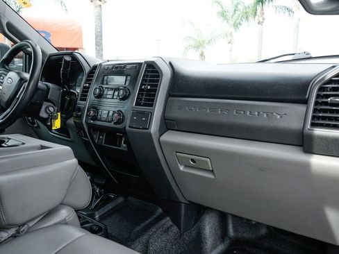 Used 2019 Ford F550 4x4 Crew Cab Super Duty image 33