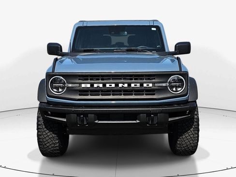 Used 2023 Ford Bronco Black Diamond w/ Sasquatch Package image 8