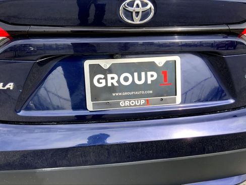 Used 2022 Toyota Corolla LE w/ LE Convenience Package FWD image 10