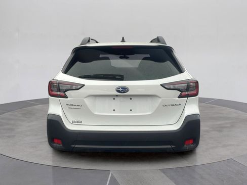 Used 2023 Subaru Outback Premium image 5
