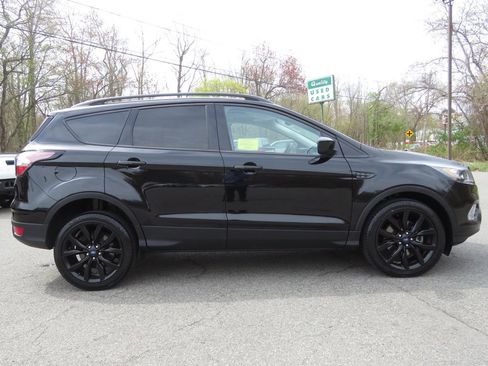 Used 2018 Ford Escape SEL w/ Ford Safe & Smart Package AWD/4WD image 4