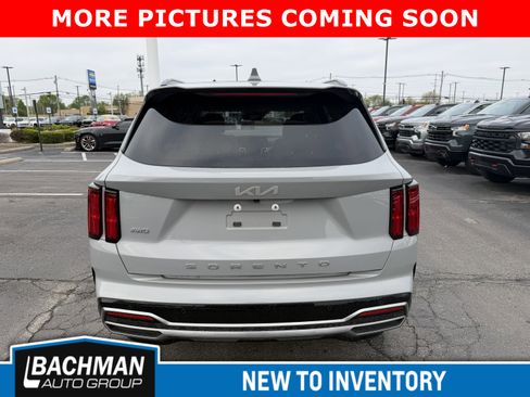 Used 2022 Kia Sorento SX image 5