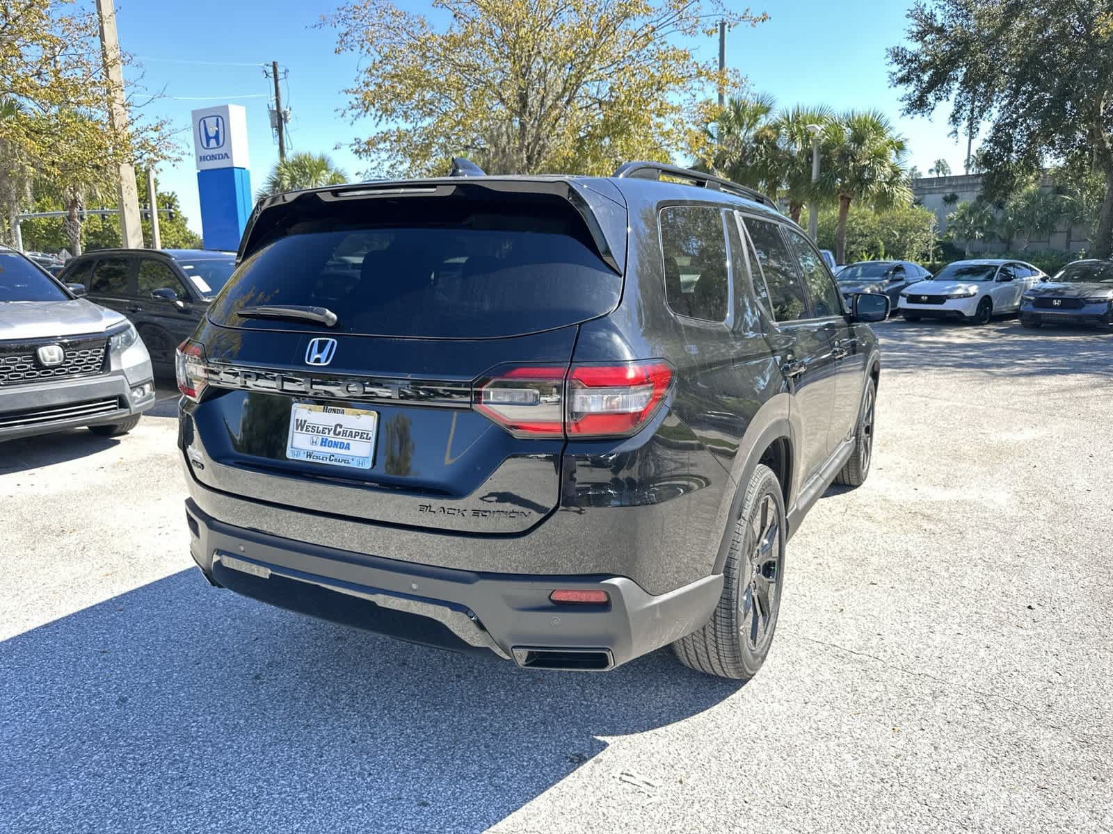 New 2026 Honda Pilot Black Edition image 6