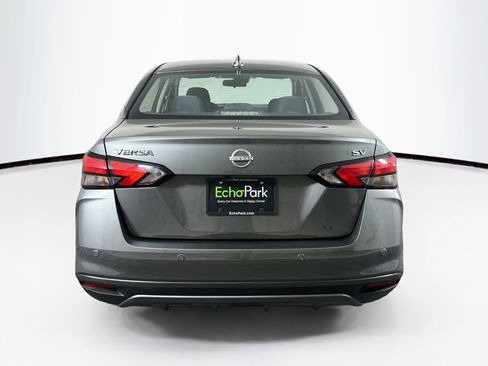 Used 2024 Nissan Versa SV FWD image 7