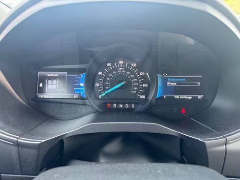 Used 2023 Ford Edge ST-Line w/ Class II Trailer Tow Package AWD/4WD image 27