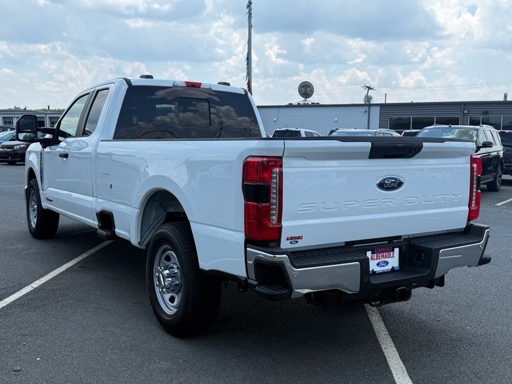 New 2025 Ford F350 XL w/ 360-Degree Camera Package RWD image 6
