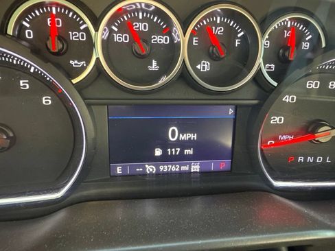 Used 2019 Chevrolet Silverado 1500 LT w/ Texas Edition AWD/4WD image 22