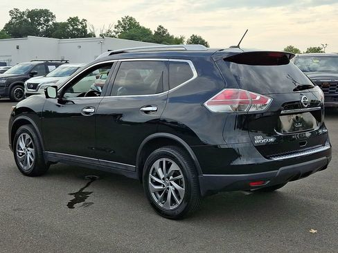 Used 2015 Nissan Rogue SL w/ SL Premium Package AWD/4WD image 4
