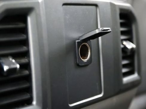 Used 2016 Ford F150 XLT w/ Equipment Group 301A Mid image 18