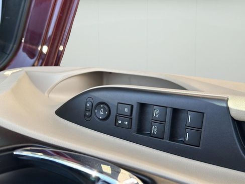Used 2015 Honda Accord EX-L image 9