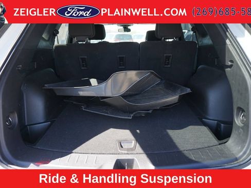 Used 2024 Chevrolet Blazer LT w/ Convenience Package AWD/4WD image 10