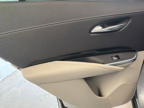 Used 2021 Cadillac XT4 Premium Luxury image 26