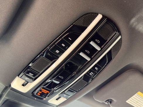 Used 2019 Porsche Panamera 4 AWD/4WD image 22