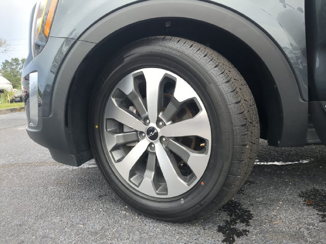 Used 2022 Kia Telluride EX w/ EX Premium Package FWD image 36