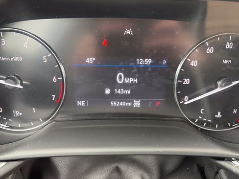 Used 2023 Buick Envision Preferred AWD/4WD image 28