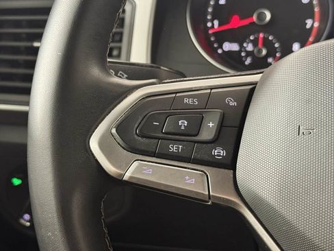 Used 2021 Volkswagen Atlas Cross Sport SE FWD image 17