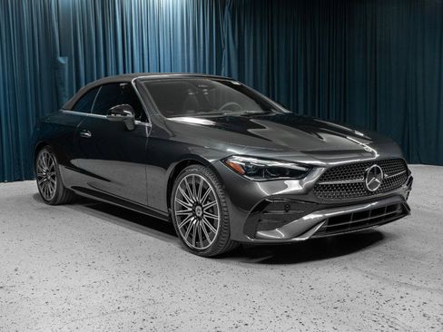 Certified 2025 Mercedes-Benz CLE 300 4MATIC Cabriolet image 5