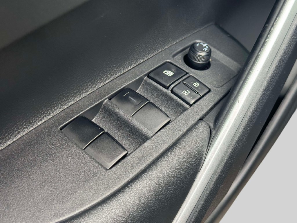 Used 2024 Toyota Corolla Cross AWD Hybrid image 16