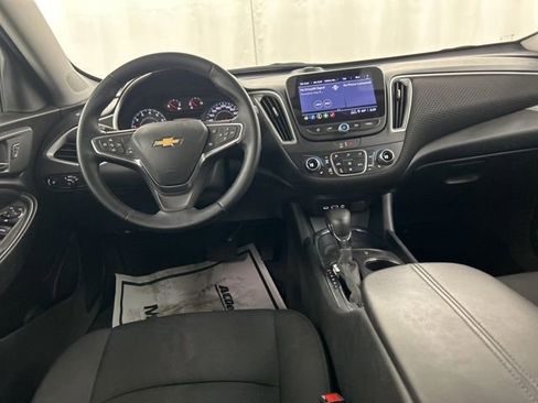 Used 2024 Chevrolet Malibu LT w/ Sport Edition image 32