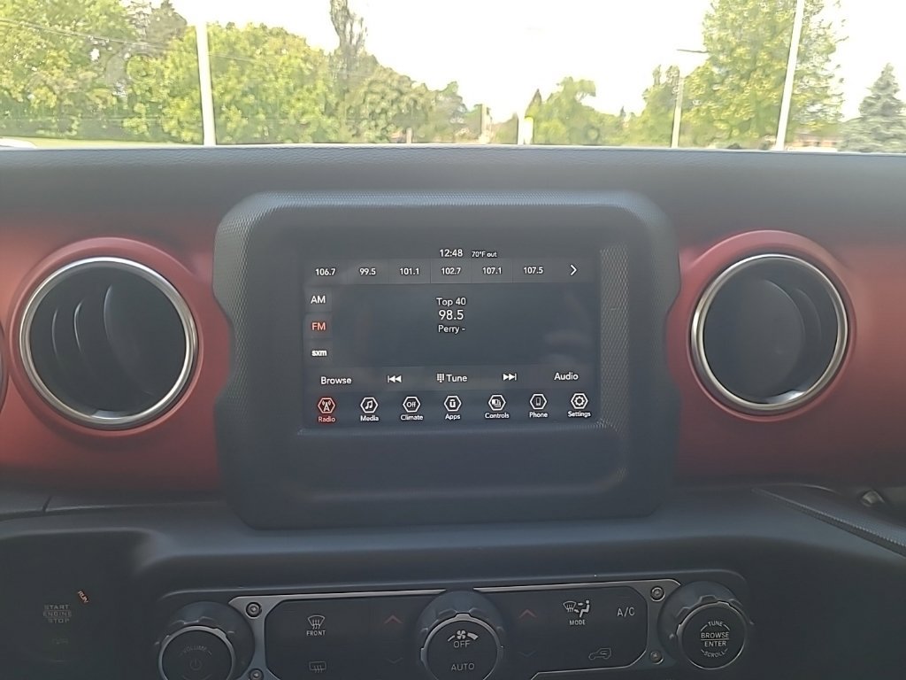 Used 2021 Jeep Wrangler Unlimited Rubicon AWD/4WD image 22