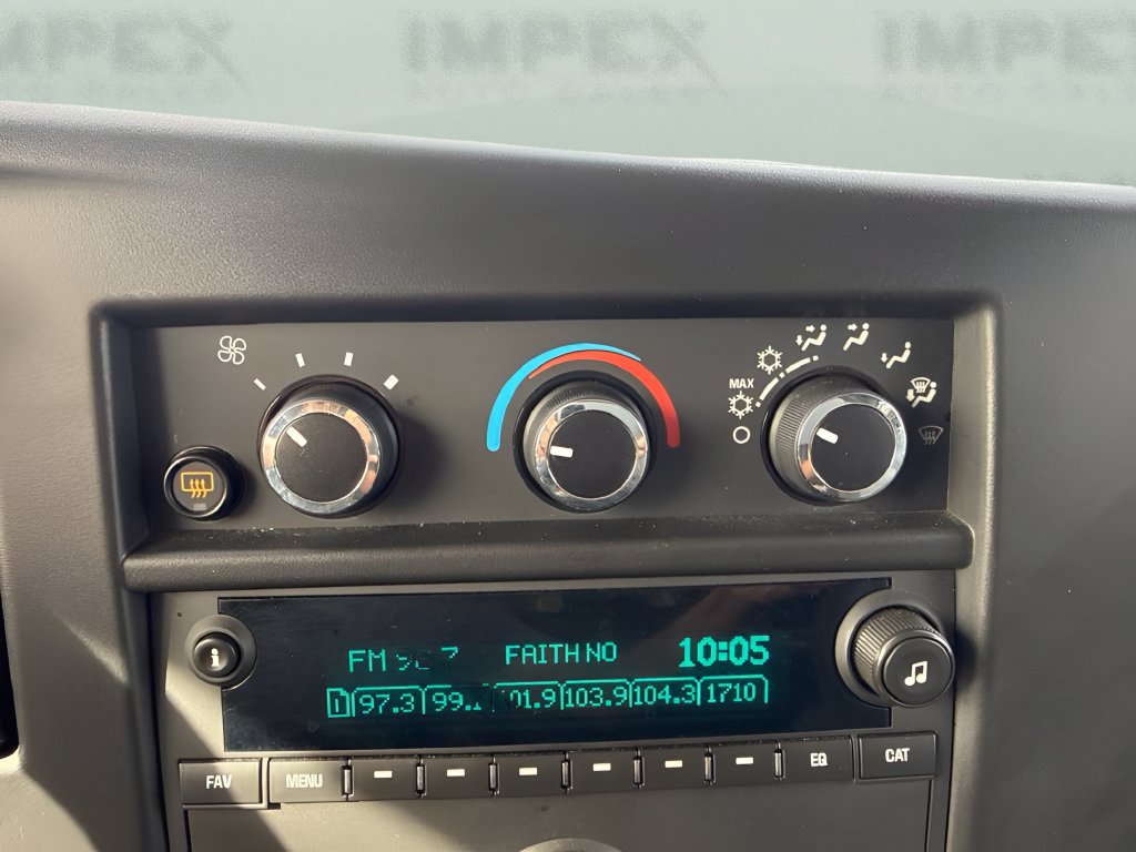 Used 2024 Chevrolet Express 3500 LS RWD image 15