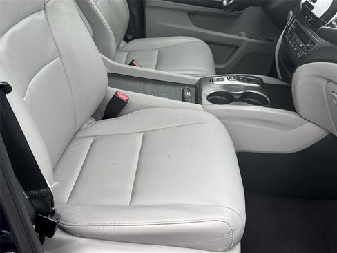 Used 2022 Honda Pilot EX-L image 16