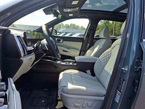 New 2025 Kia Sorento SX Prestige image 6