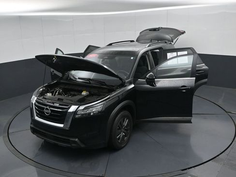 Used 2024 Nissan Pathfinder SV AWD/4WD image 53