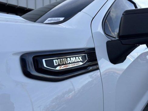 Used 2024 GMC Sierra 1500 AT4 w/ Technology Package image 39