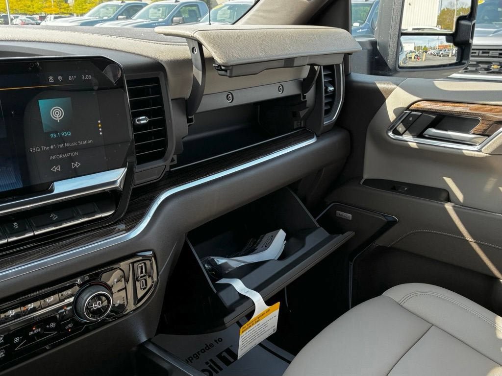 New 2026 Chevrolet Silverado 1500 RST AWD/4WD image 27