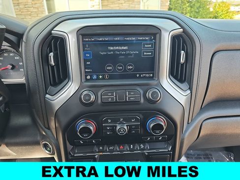 Used 2021 Chevrolet Silverado 1500 RST AWD/4WD image 19