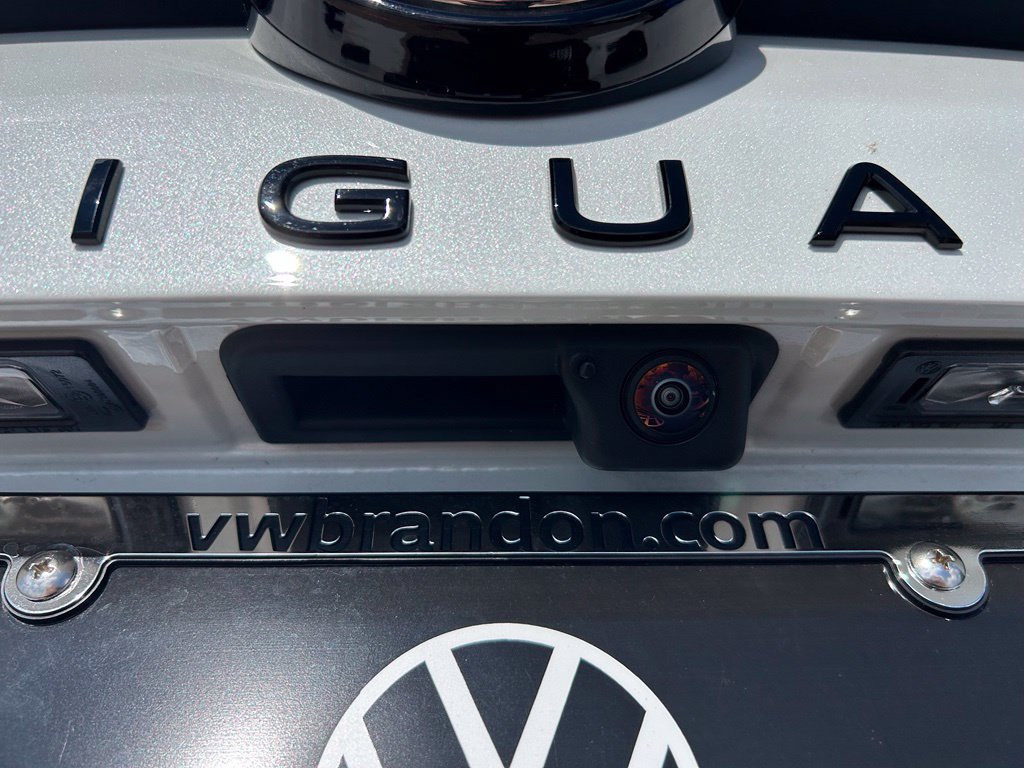 Certified 2026 Volkswagen Tiguan SE R-Line FWD image 43